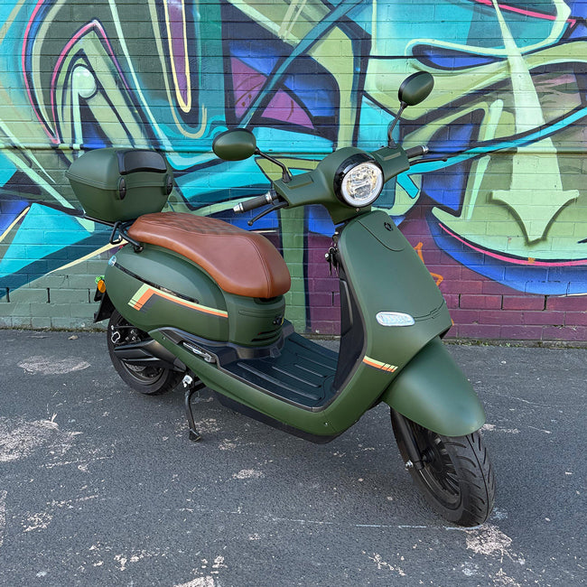 2023 Arthur 6 Performance, Racer Green, Pre-loved