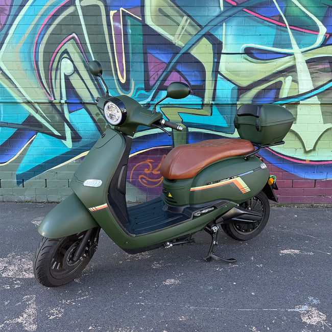 2023 Arthur 6 Performance, Racer Green, Pre-loved
