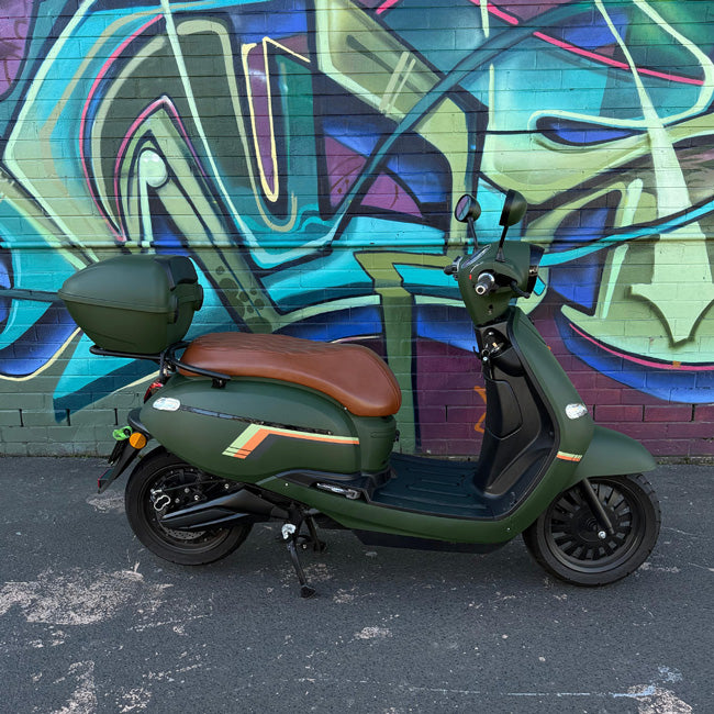 2023 Arthur 6 Performance, Racer Green, Pre-loved