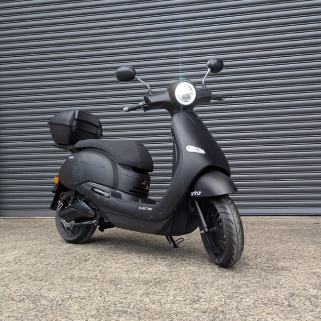 MY23 Arthur 2 Matte Black, pre-loved