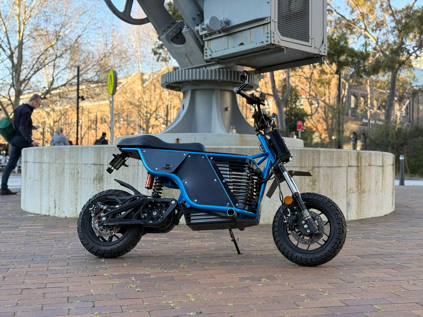 MY20 NKDs Metallic Blue, pre-loved