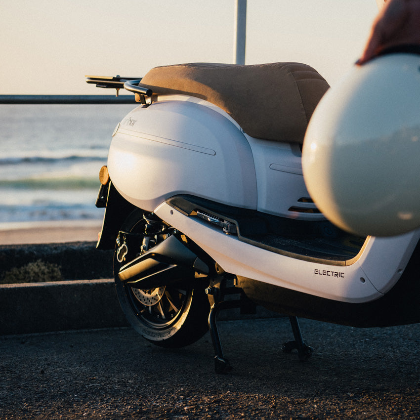 Arthur Luggage Rack