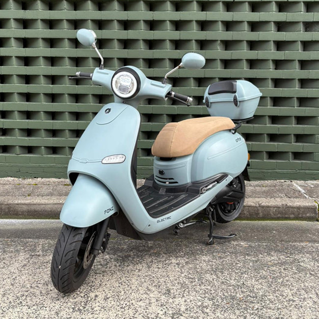 2022 Arthur 2, Moon Blue, Pre-loved