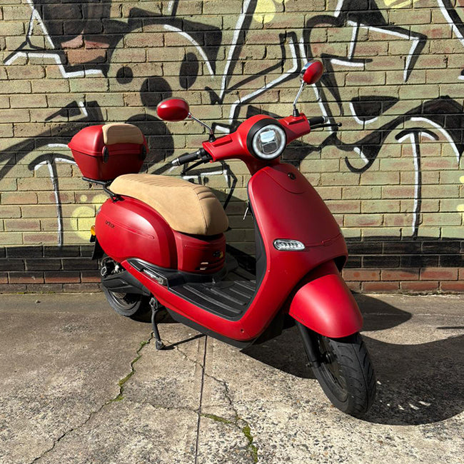 2020 Arthur 3, Scarlet Red, Pre-loved