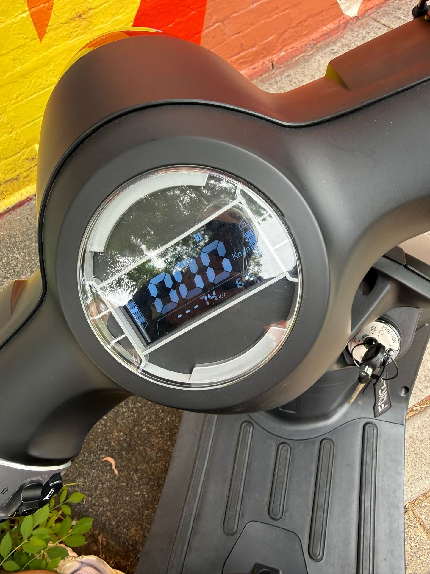 MY23 Arthur 6 Performance, Matte Black, Pre-loved