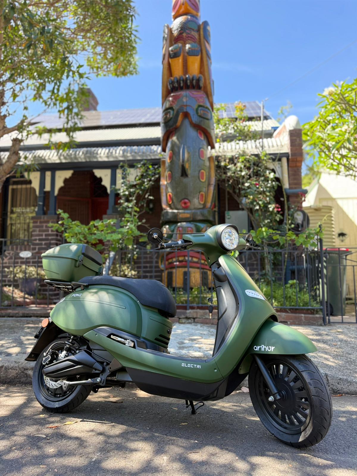 MY22 Arthur 2, Racer Green, Pre-loved