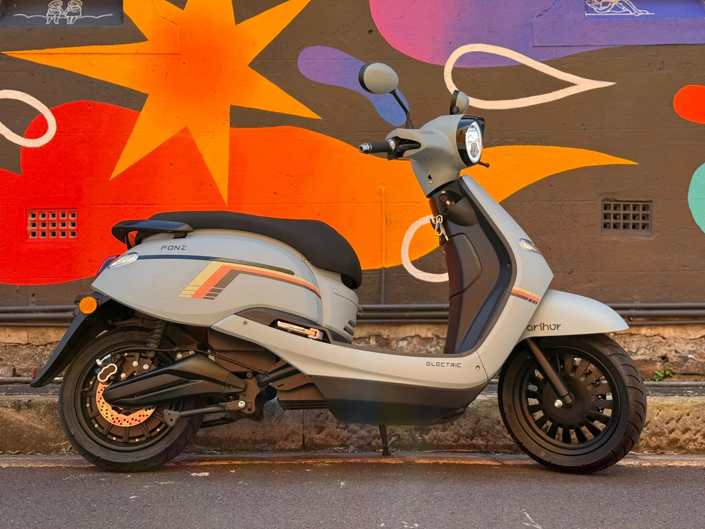 MY23 Arthur 6 Performance, Moon Blue